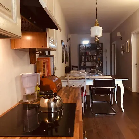 A Casa Di Nat Модена